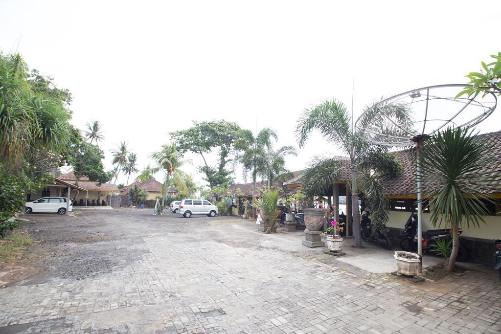 Tanjung Alam Hotel Lovina Eksteriør bilde